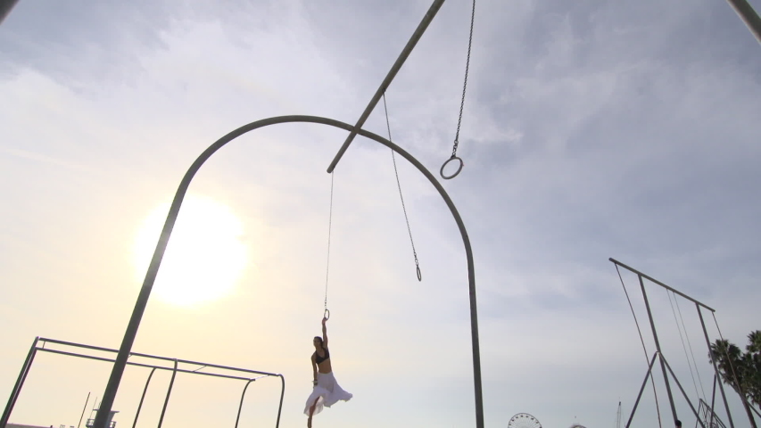 Noose Hanging From Gallows Stock Footage Video 2096639 - Shutterstock