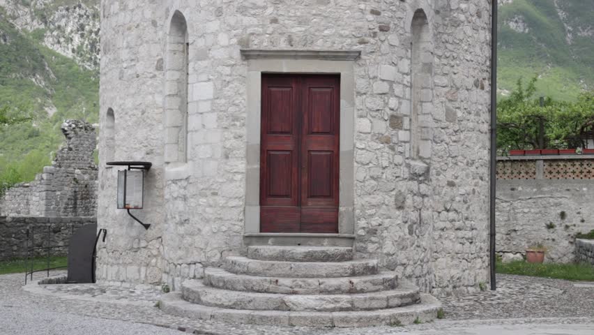 Header of sepulcher