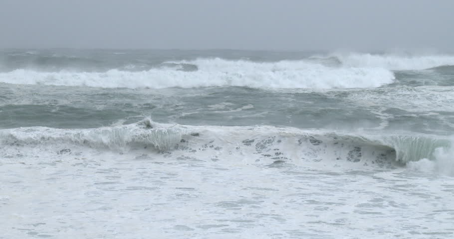 Huge Waves Crash Into Sea Wall At Port As Hurricane Approaches Land ...